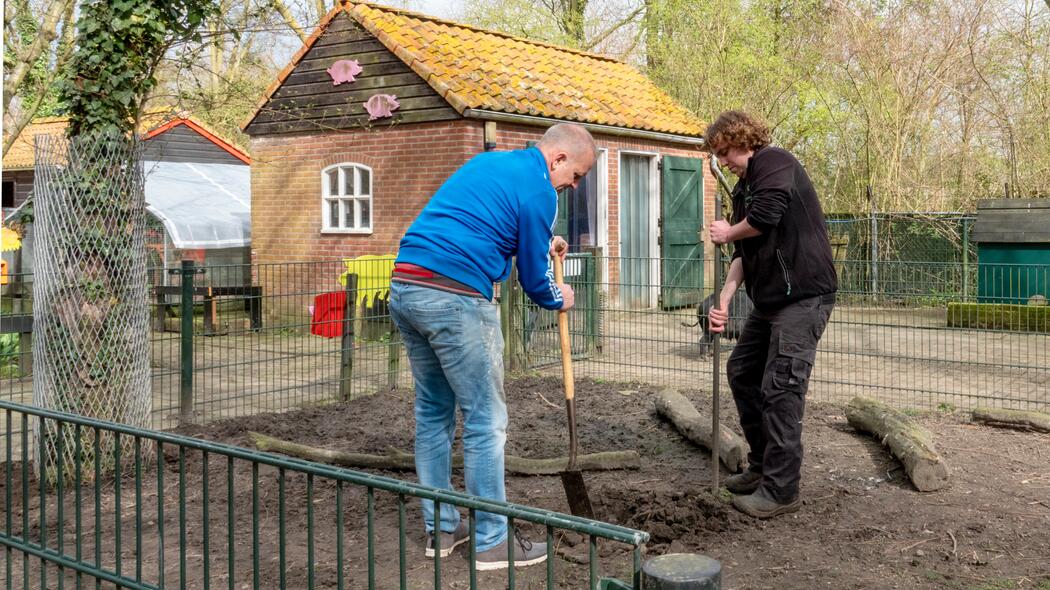 NLdoet op de Kinderboerderij