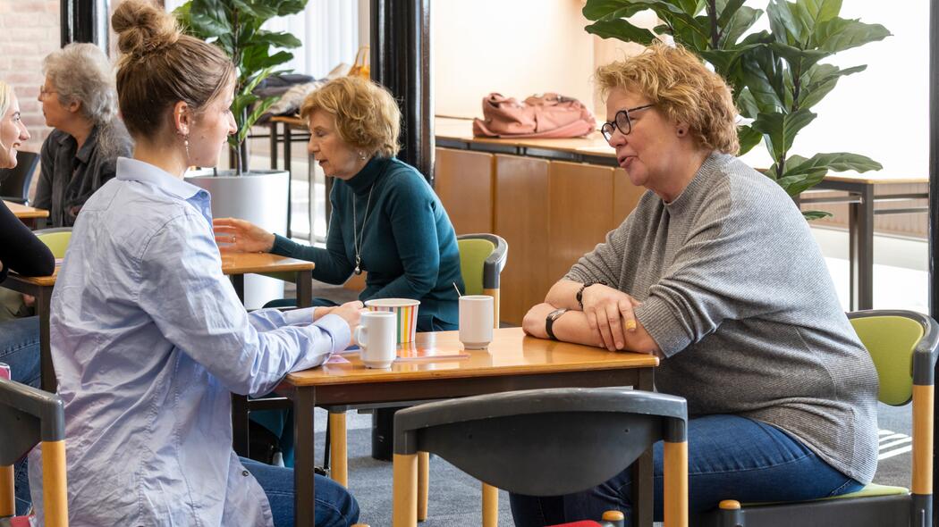 Ontmoetingen tussen jong en oud(er)